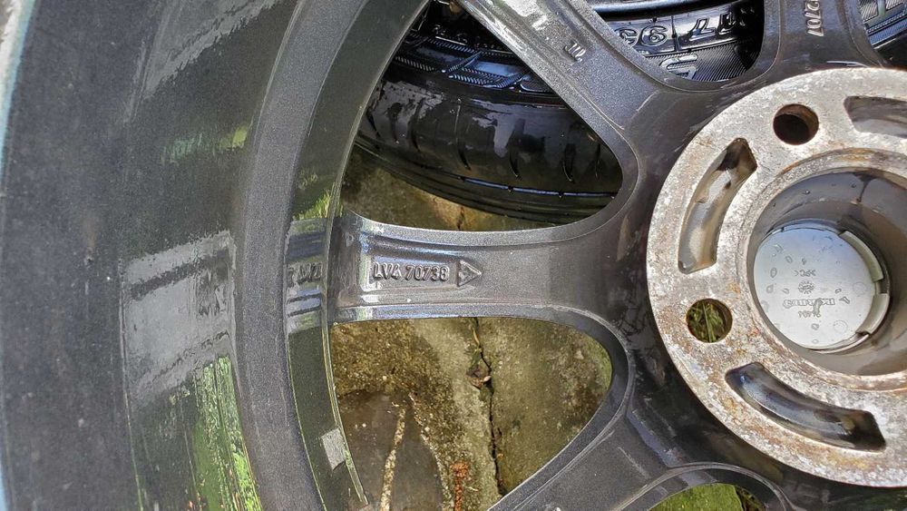 Roti aliaj 17 4x108 BORBET LV4 Antracit, Maxxis Premitra 5 205/50 ZR17