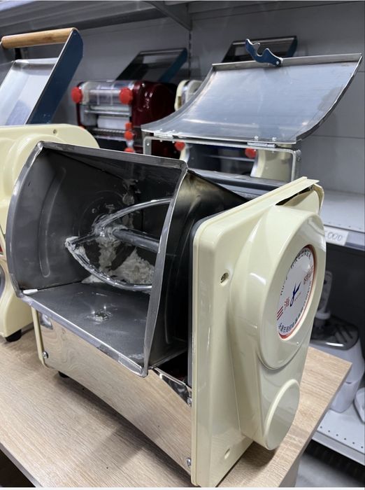 Тестомес 2 кг/Тестомес для полуфабрикатов