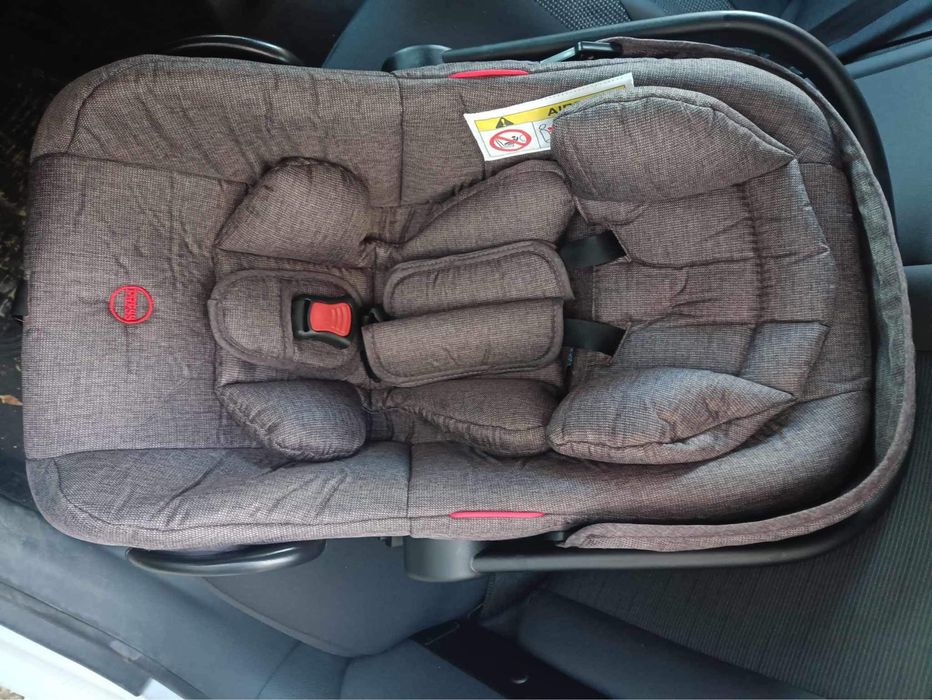 Детска количка 3в1 с подаръци