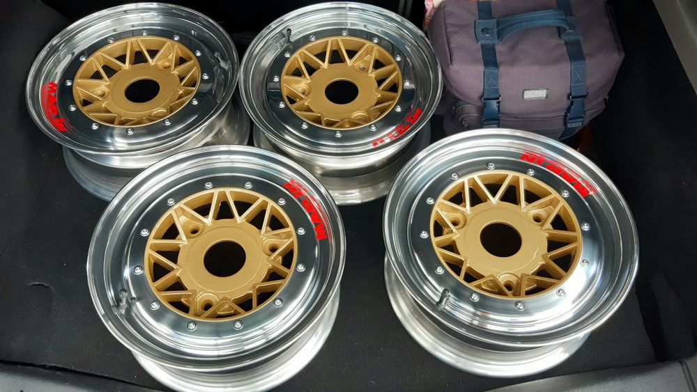 Vând 4 camasi Madin Franța, Dacia 1300,1100,1400,1600,Sport, Gordini