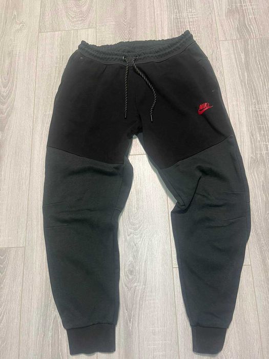 Nike Tech панталон