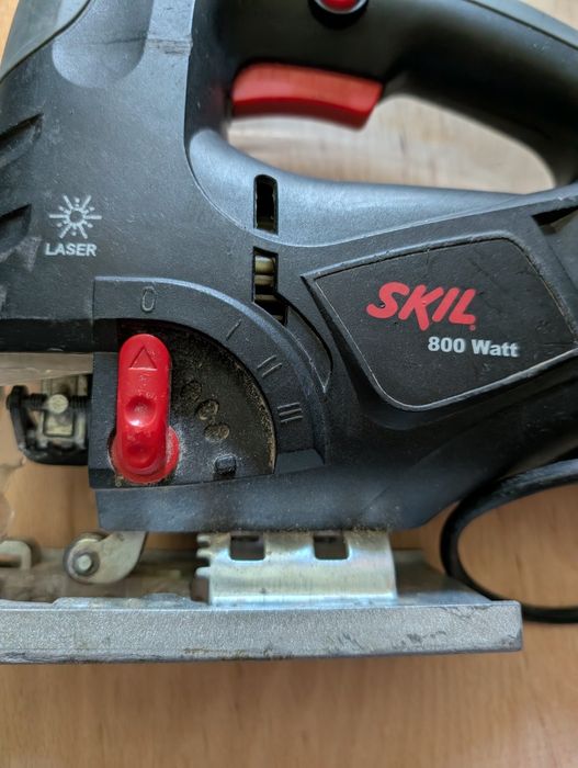 Прободен трион зеге Skil 1061
