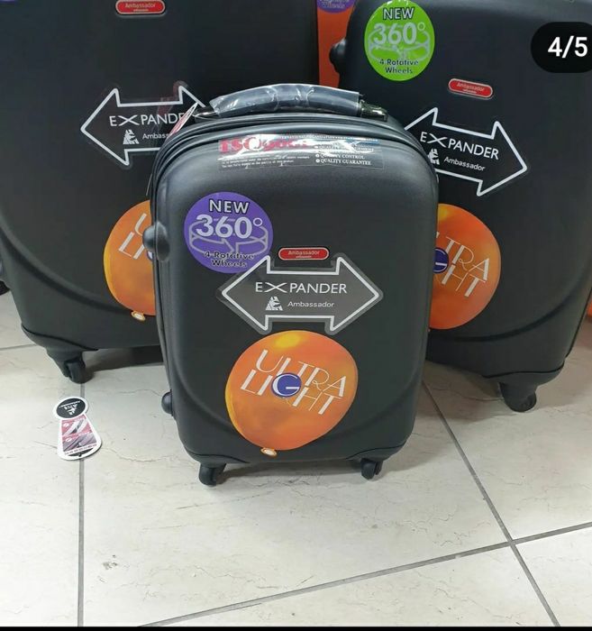 Дорожнная сумка на колёсах