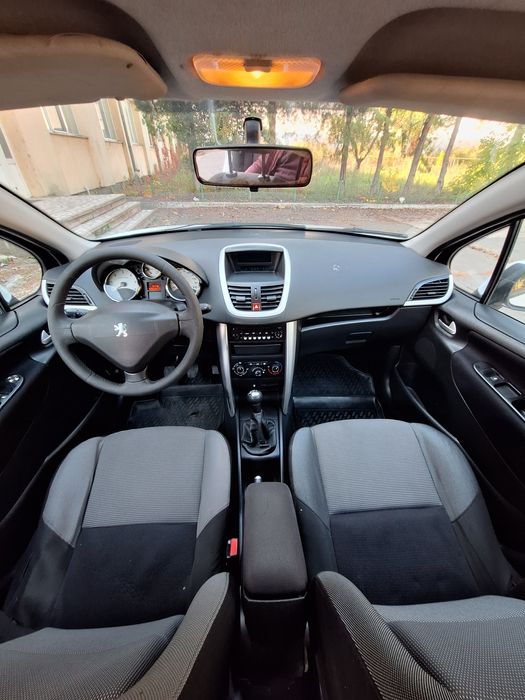 Peugeot 207 inmatriculat