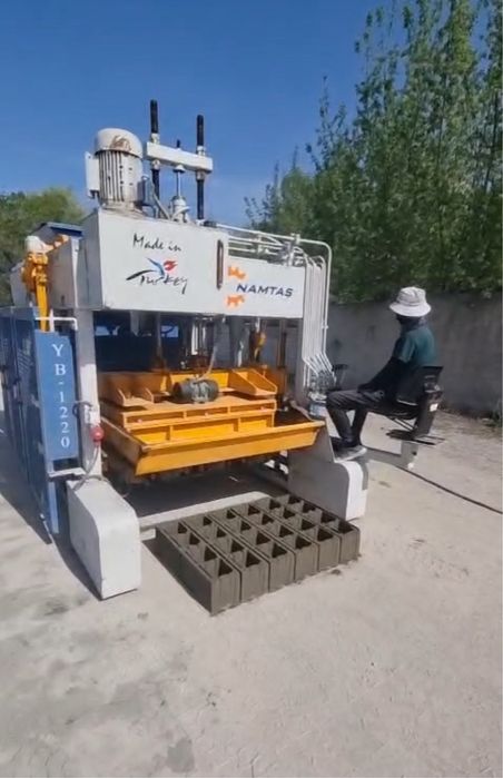 Продам турецкий станок для производства сплиттерных блоков