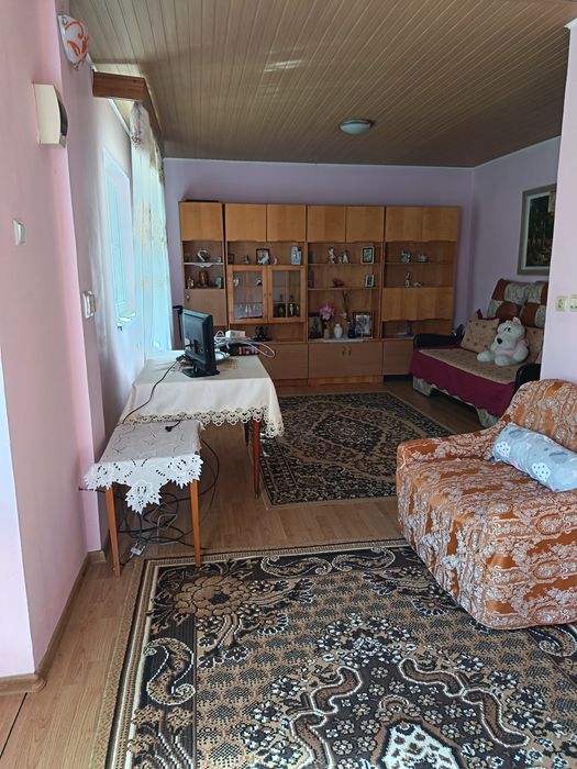 Casă complet renovată și consolidată, 116 mp, teren 1104 mp – Comuna Piscu, jud. Galați (Strada Principală)