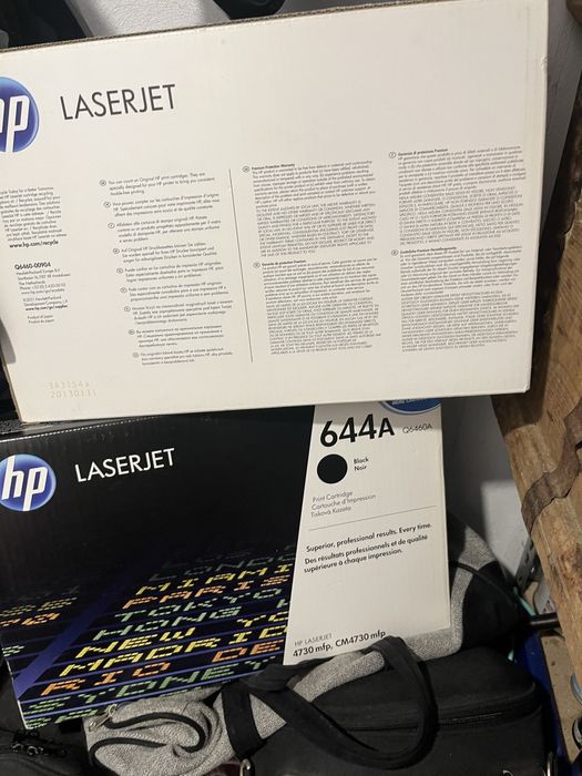 Toner HP 644A Q6460 original nou