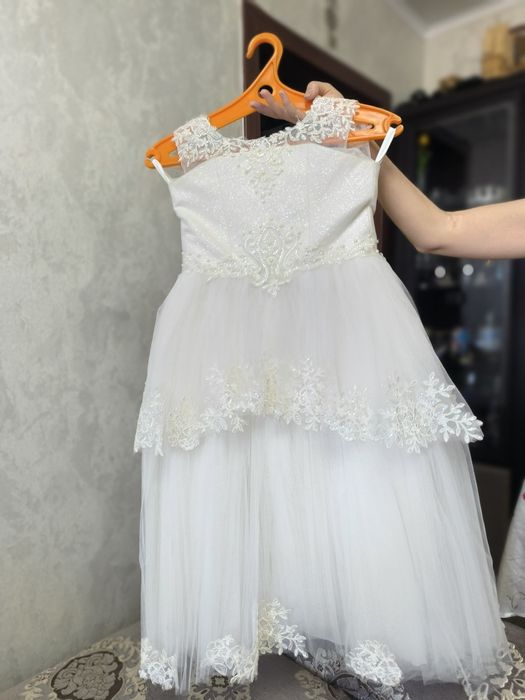 Продам Детское платье для девочки