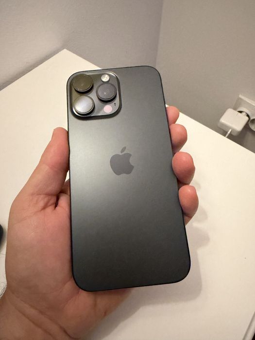 Vand Iphone 16 pro max 256 GB deblocat