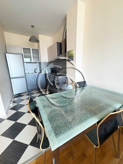 Дава се под наем Двустаен апартамент в София, Младост 1А - 82 кв.м за 700 € - Снимка #1