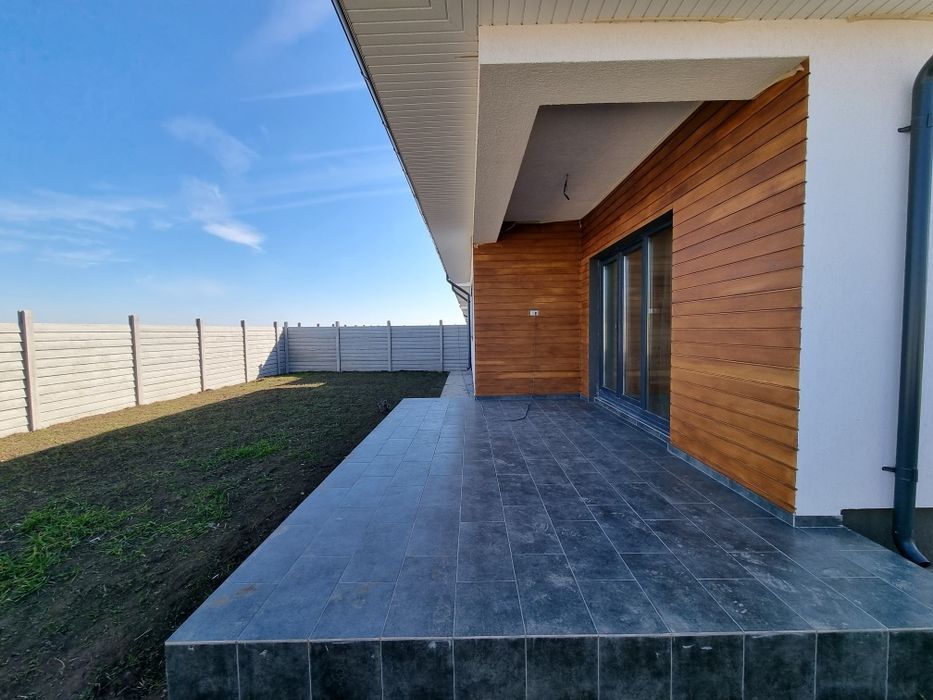 Inchiriere casa 4 camere Tunari