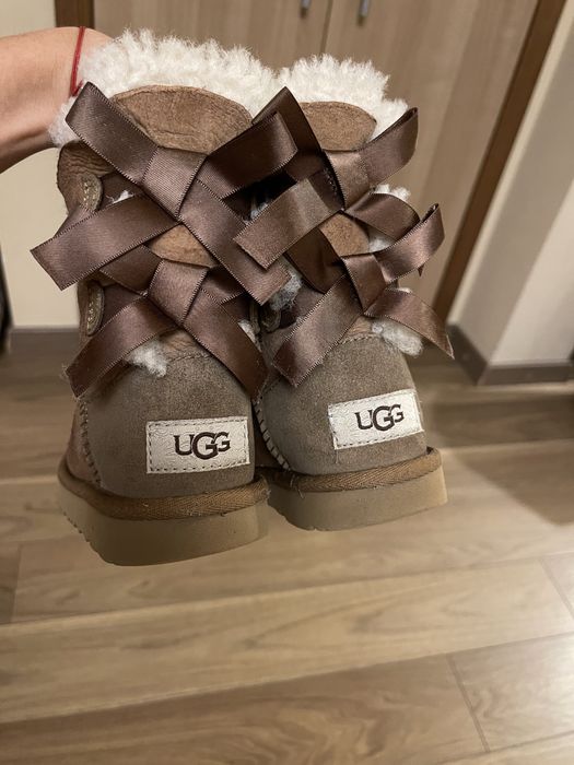 Vand Ugg fetite originali