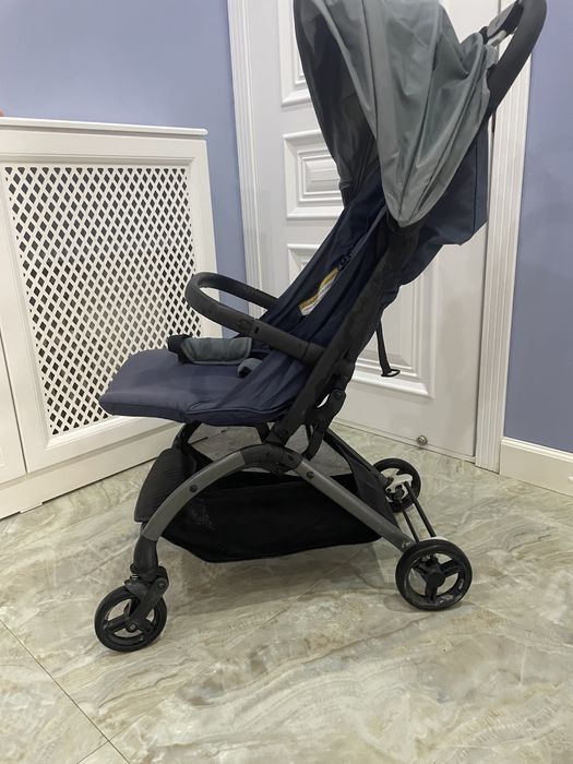 Продам коляску летнию прогулучную