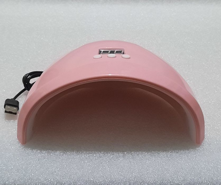 Lampă UV/LED pentru unghii
