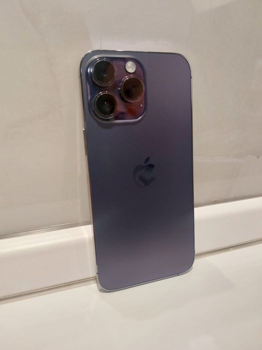 Продам айфон 14 про макс 256гб