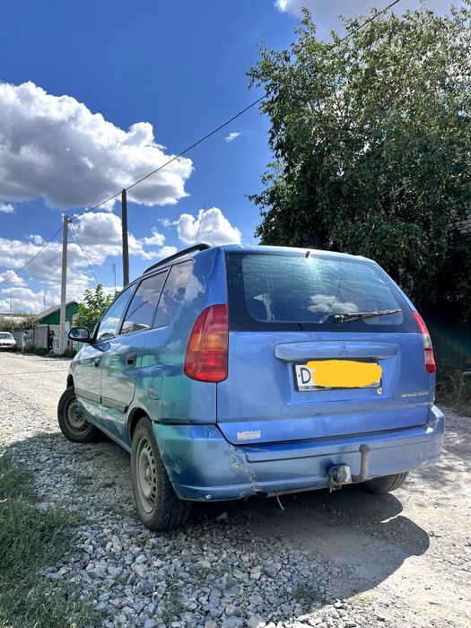 Продам Мицубиси спейс стар
