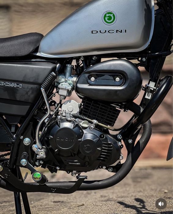 Продам новый мотоцикл ducni  dc 250-c