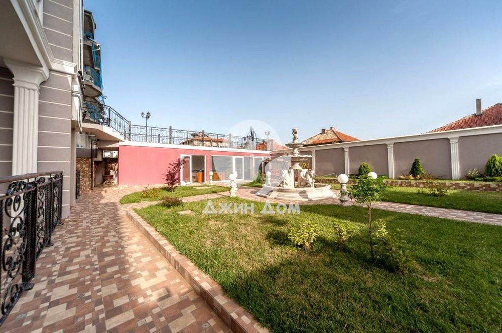 Продава се Хотел в Свети Влас - 1467 кв.м за 1159 €/кв.м - Снимка #10