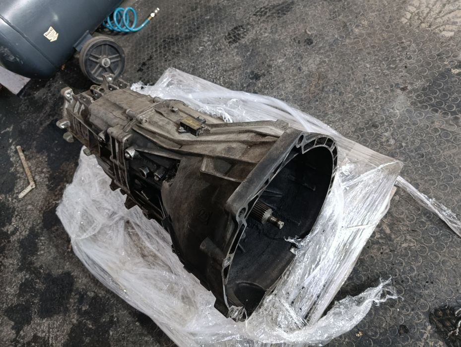 Скоростна кутия БМВ Х1 x drive за части