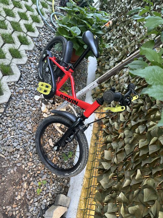 bicicleta copii Btwin marime 16 pt varste 2-6 ani