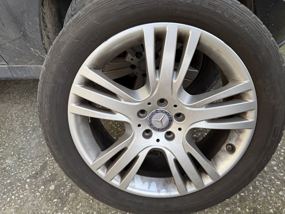 гуми  с джанти за Мерцедес 7,5 Jx19 ET 47/235х50R19