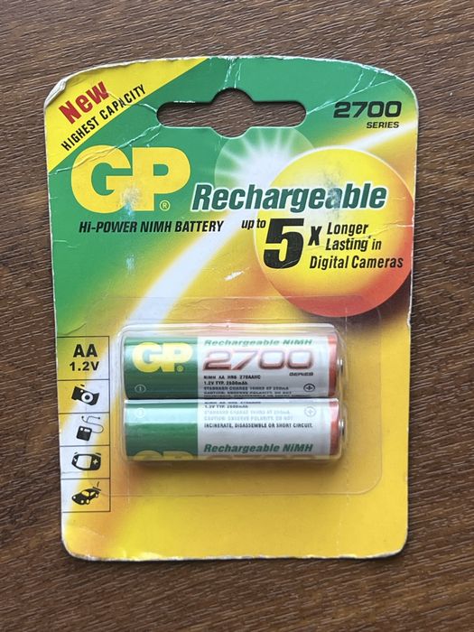 Продам аккумуляторы GP Rechargeable 2700 AA (2 шт.)