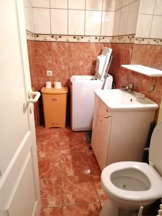 Apartament cu patru camere decomandate zona Centrul Civic-Kogalniceanu
