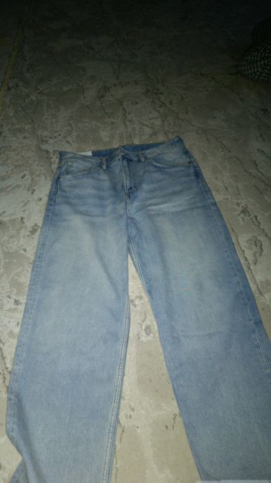 Джинсы светло-синие HM