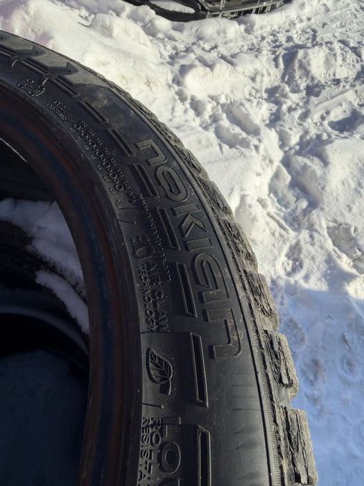 Продам шипованную резину!