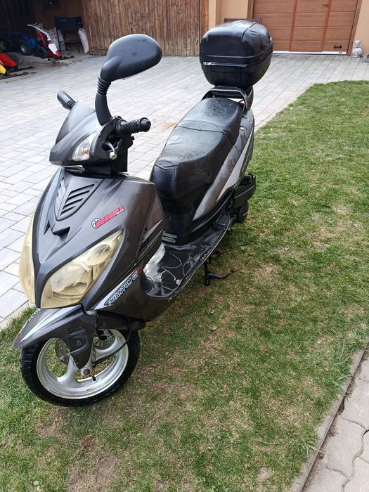 Scuter 125cc 4t nu Honda  CPi  zip Puch  Gilera   Aprilia Sr  Yamaha mbk Peugeot  Suzuki