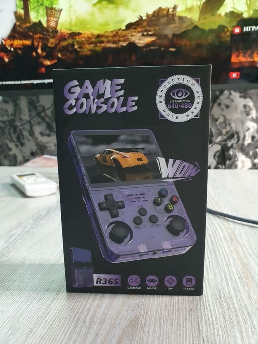 Портативная игровая консоль с 20 000+ игр!