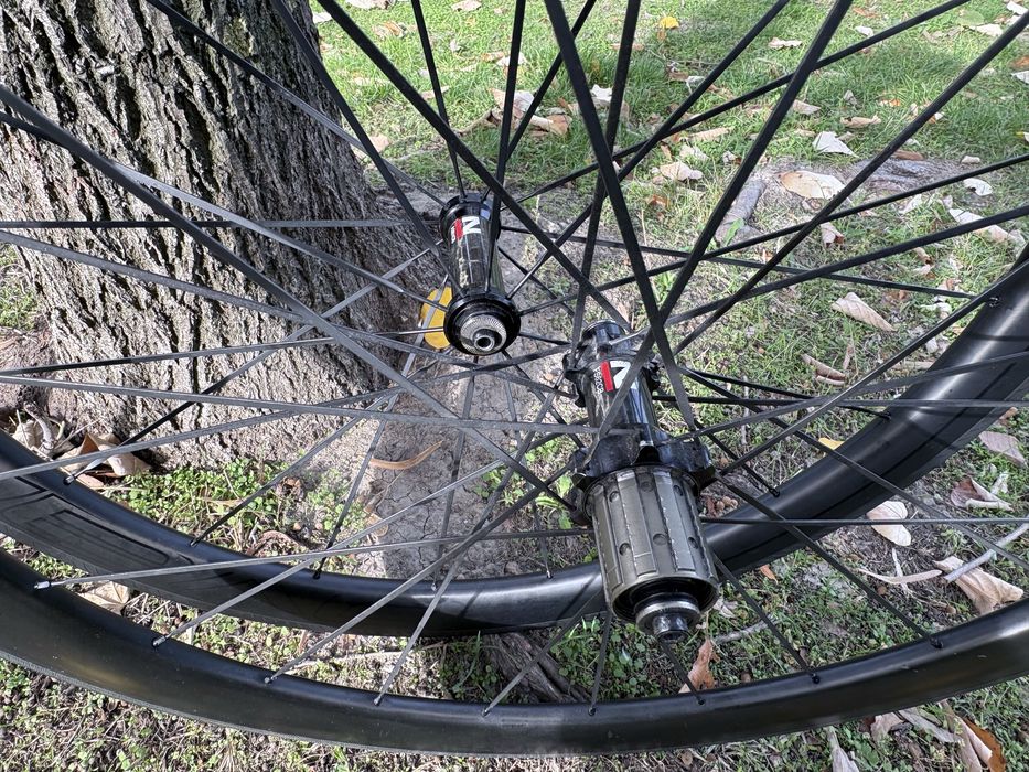 Dura ace монтаж, Капли,карбон, клинчър 50мм 1,5 кг, colnago frame,