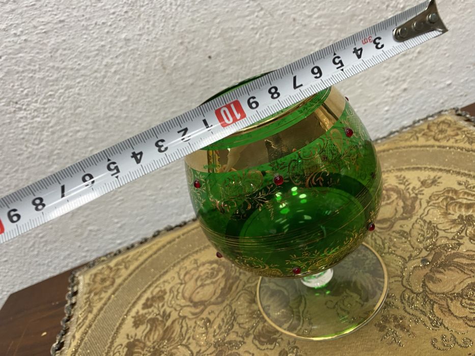 Голяма италианска кана със златни кантове