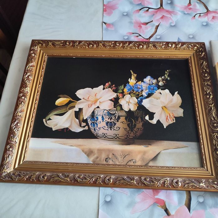 Картина сотилади холати дм яхши 100 минг сум донаси