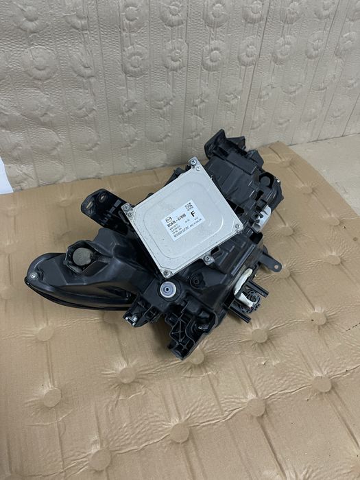 Far stanga Mazda 3 Full Led BCJH51040 B0L567890 EU 2019 2020 2021 2022