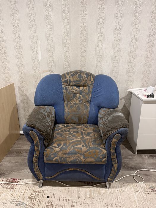 Продам кресло,10.000