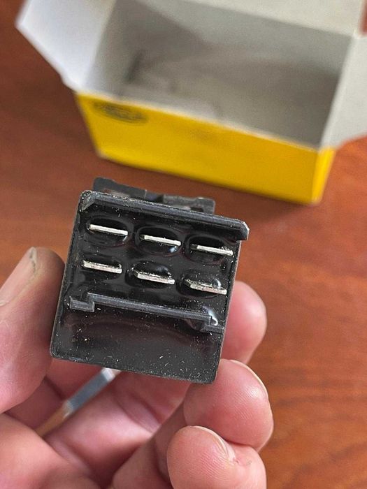 Modul semnalizare HELLA 4DN 008 768-191