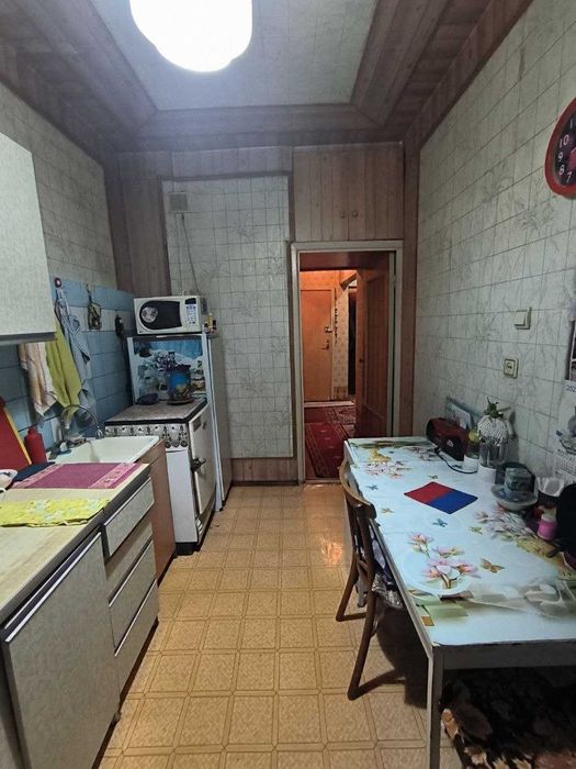 Sotiladi 3 xona 87 m2 kvartira Sebzor, Ganga, G Gulom metro bekati.