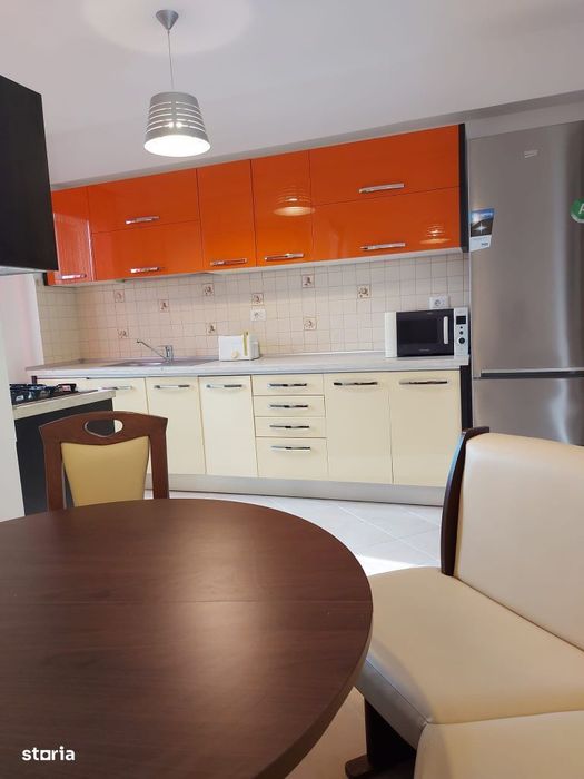 Inchiriez apartament 4 camere / SUPER LOCATIE / PIPERA - IANCU NICOLAE