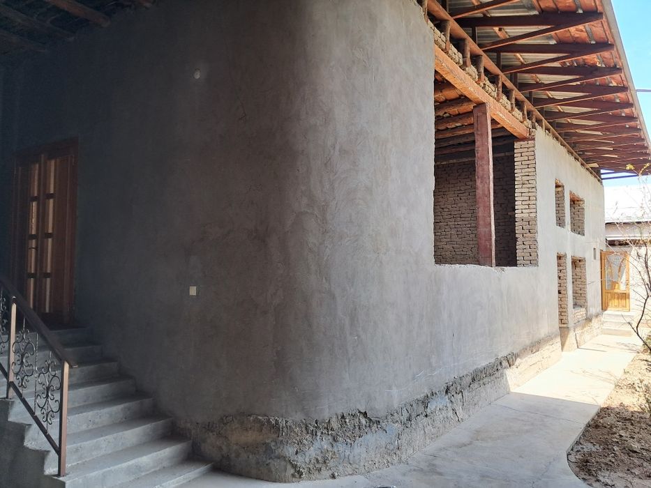 Сотилади ховли уй Икбол махалла