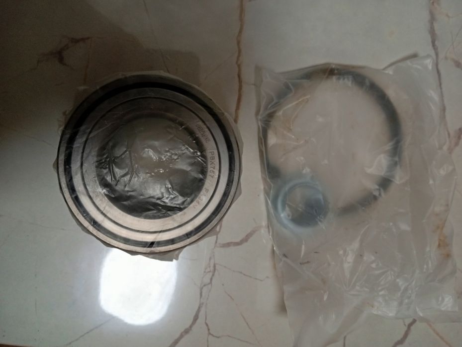 Продам Запчасти на Мерседес