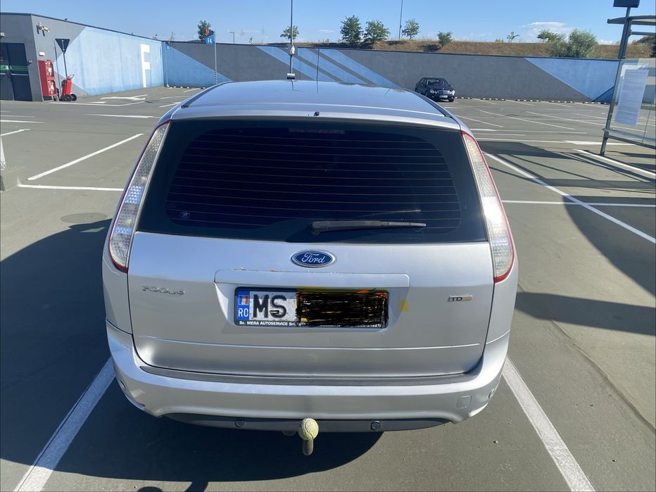 Vând Ford Focus 1,6 TDCI