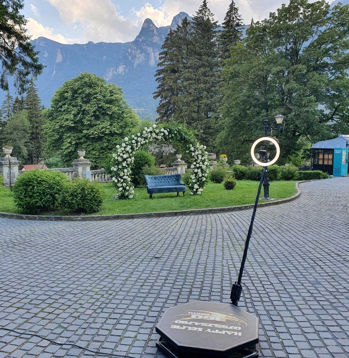 360 VIDEO BOOTH Cabina Video Platforma 360 Video Selfie de închiriat
