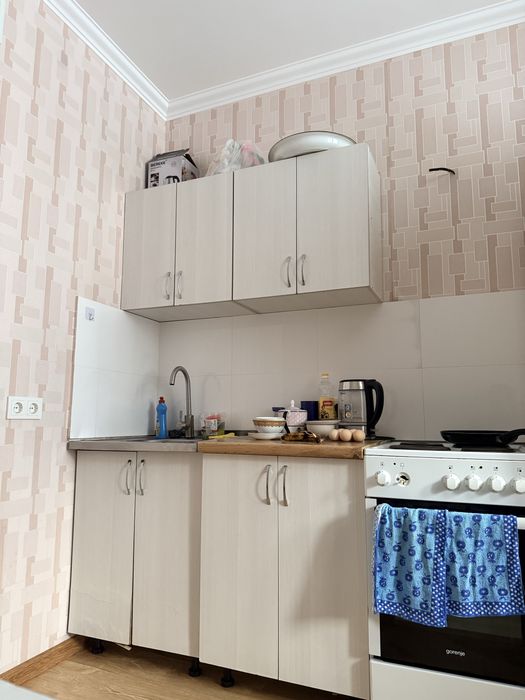 Кухонный мебель продается