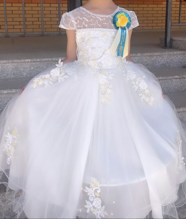 Продам Платье пышное!