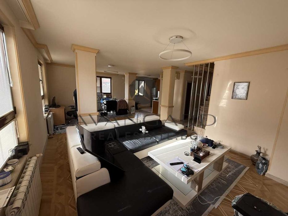 Продава се Мезонет в Пловдив, Център - 192 кв.м за 1482 €/кв.м - Снимка #1