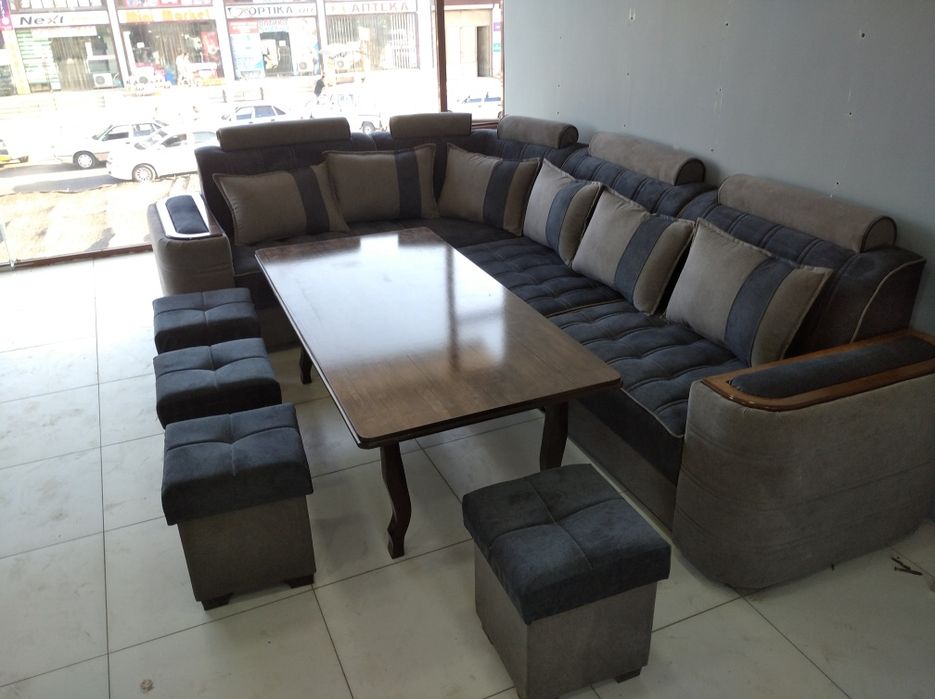 Ugalok dlya zal (gostinoy ugalok)