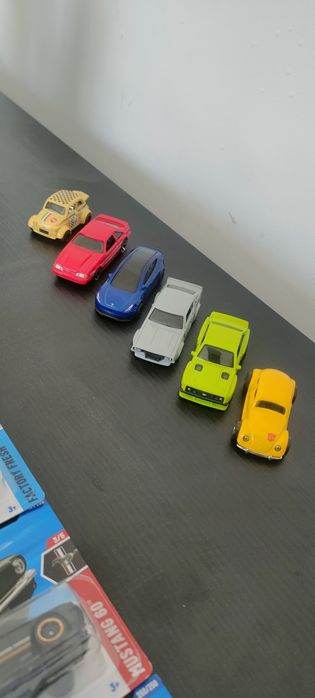 Hotwheels колички