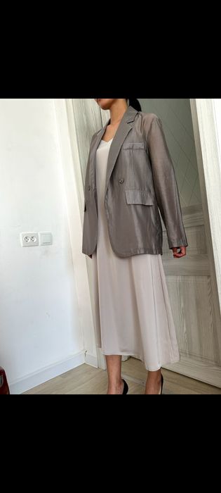 Продам новое платье