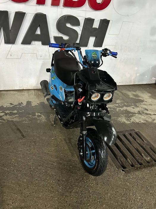 Срочно  продаю скутр sports skutet 150